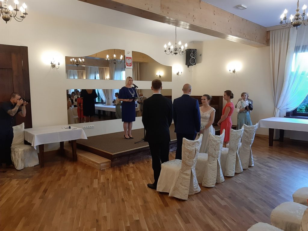 Ślub w dworku - sala świerkowa | Dworek Staropolski